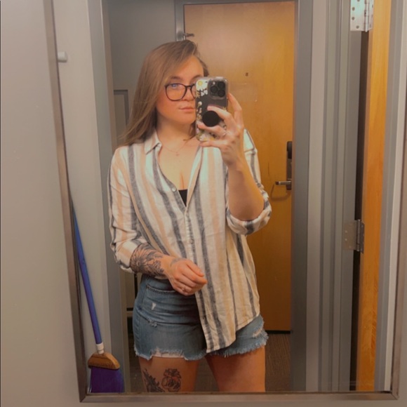 Meet your Posher, Abbie - Picture 3 of 6